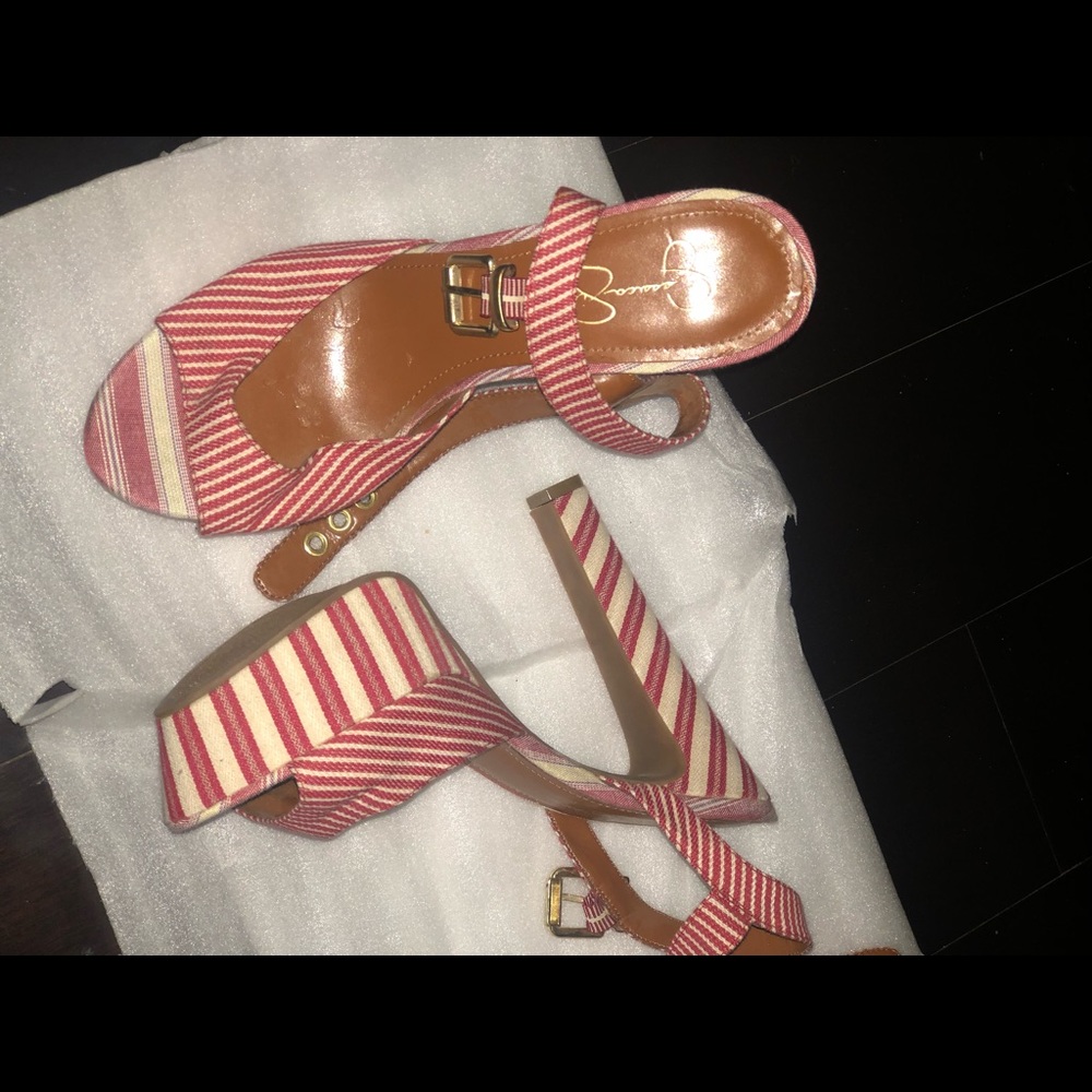 Jessica Simpson brand new